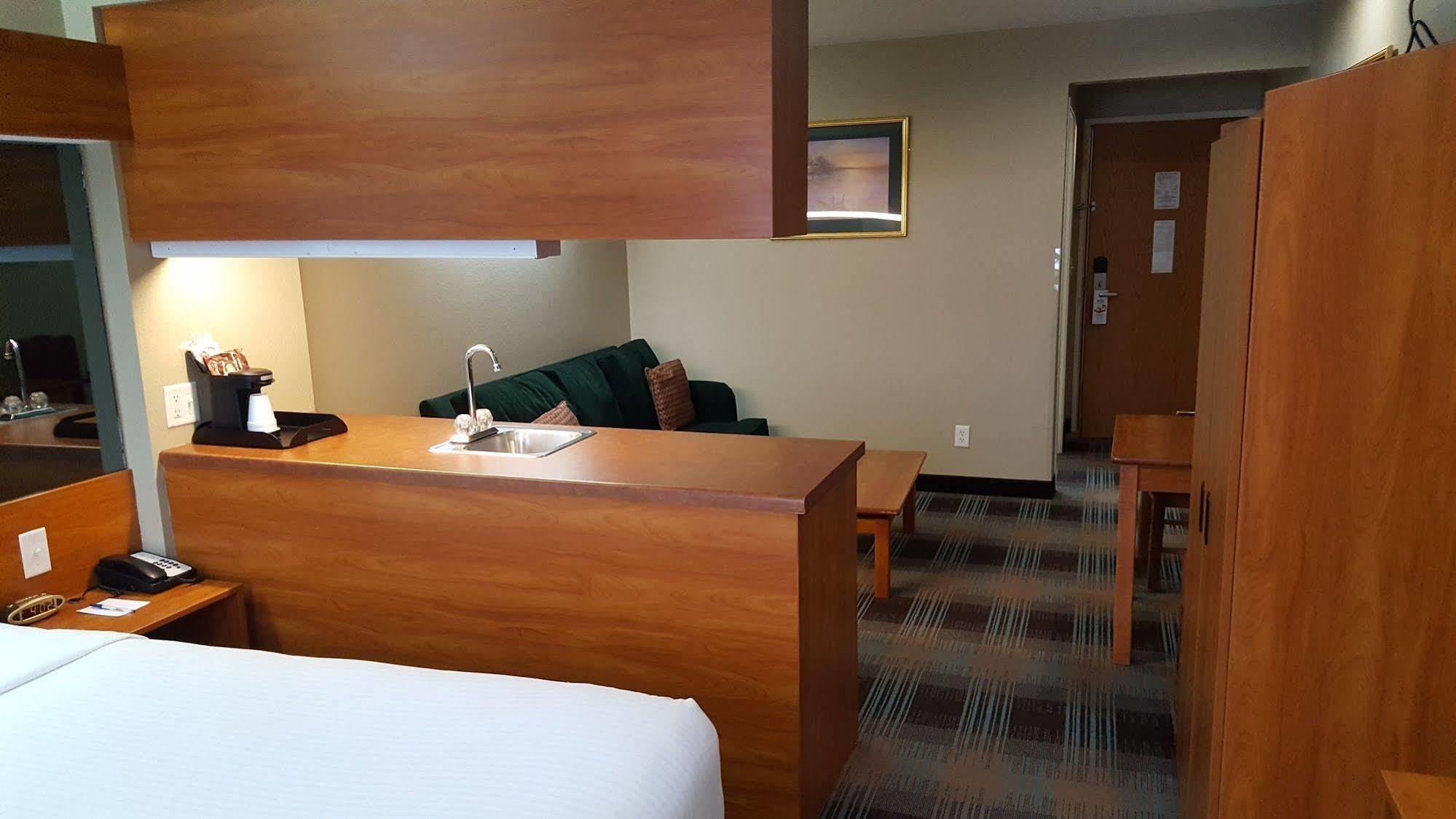 Microtel Inn & Suites By Wyndham Bozeman Ngoại thất bức ảnh