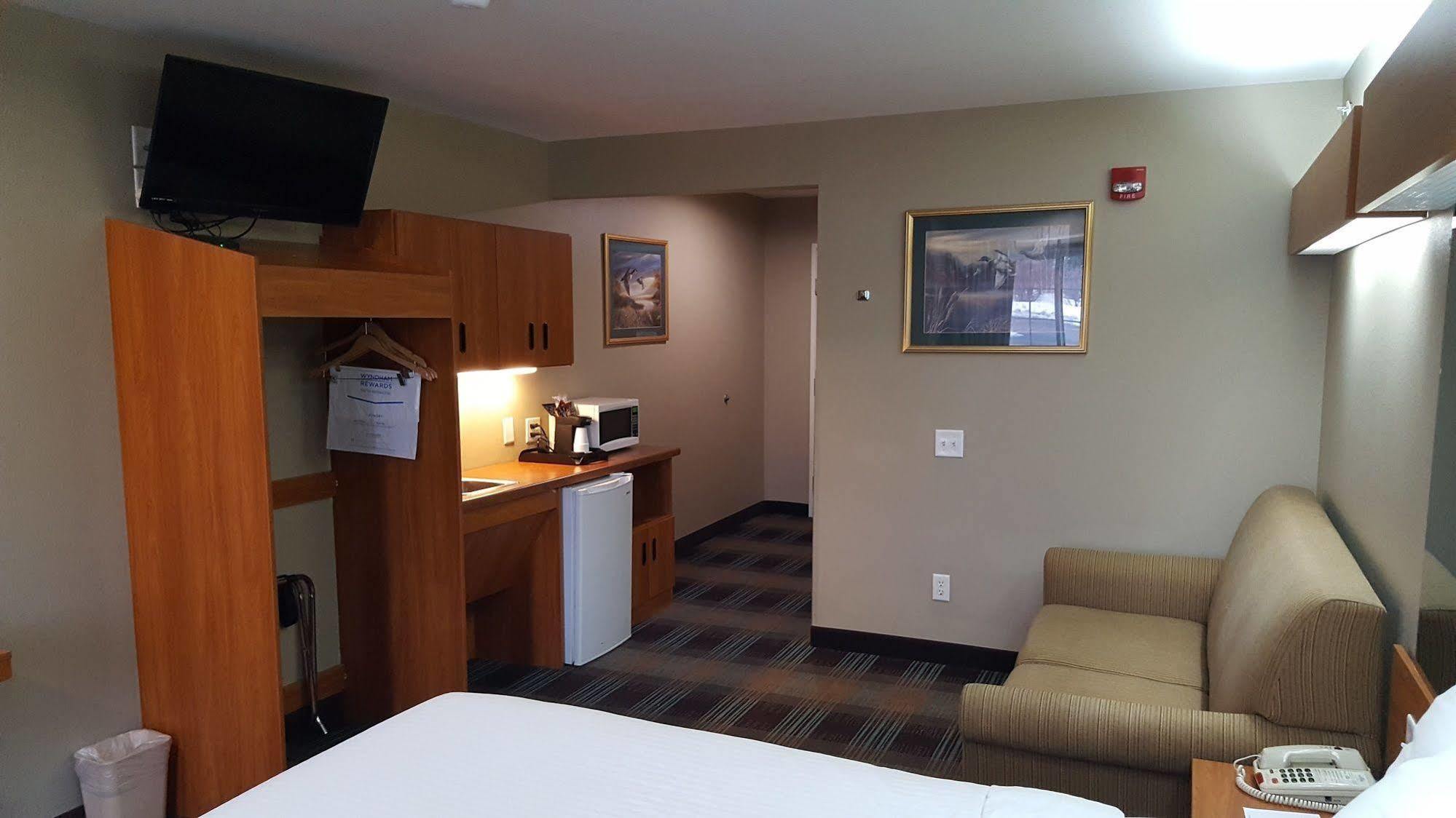 Microtel Inn & Suites By Wyndham Bozeman Ngoại thất bức ảnh