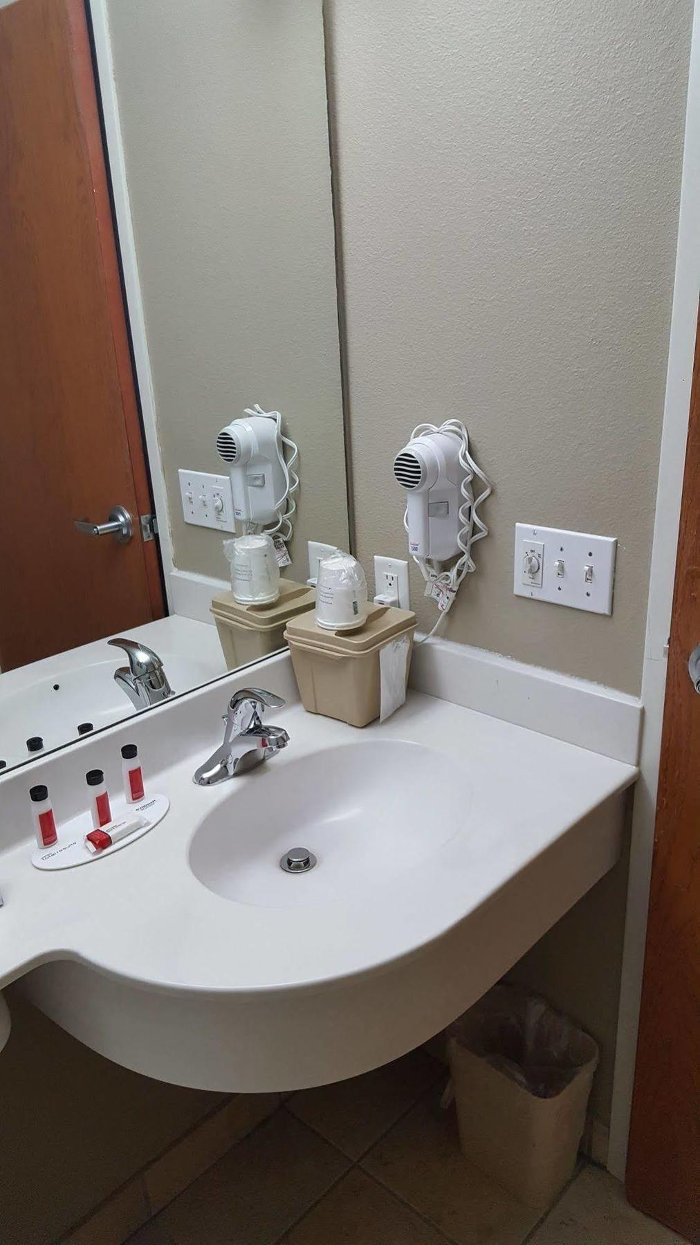 Microtel Inn & Suites By Wyndham Bozeman Ngoại thất bức ảnh